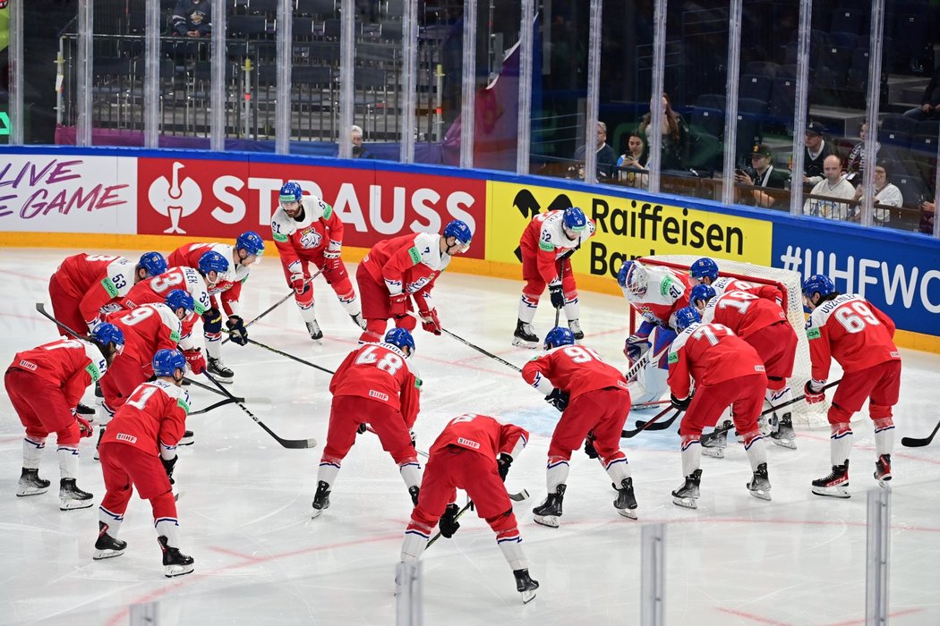 Čeští hokejisté před startem čtvrtfinále proti USA