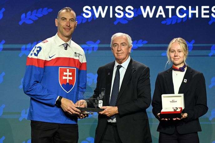 Novým členem Síně slávy IIHF je také slovenský obr Zdeno Chára Novým členem Síně slávy IIHF je také slovenský obr Zdeno Chára
