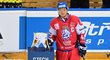 Kapitán Jan Kovář převzal po výhře nad Ruskem trofej pro vítěze Českých hokejových her