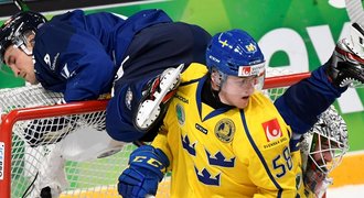 Finové zvládli obrat z 0:2 proti Švédům. Na domácím turnaji končí třetí