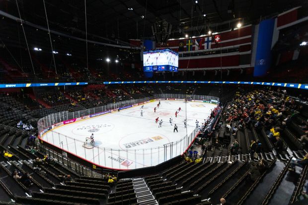 Pohled na téměř prázdný Globen během utkání Česka s Finskem Pohled na téměř prázdný Globen během utkání Česka s Finskem