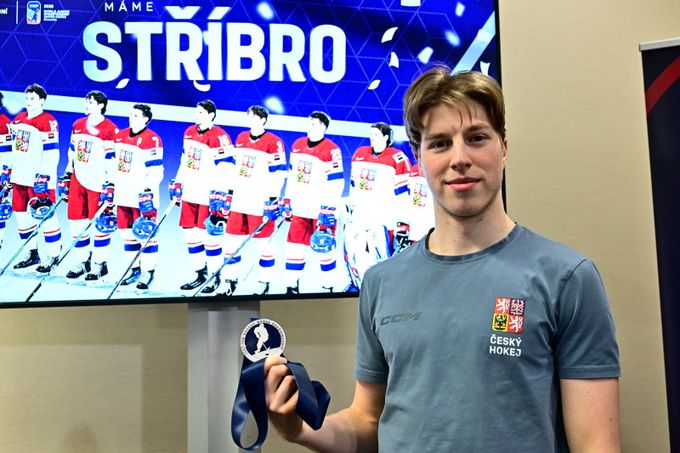 Galvas po návratu: Brácha mi medaili trošičku záviděl. Draft? Udělal jsem pro to maximum Galvas po návratu: Brácha mi medaili trošičku záviděl. Draft? Udělal jsem pro to maximum