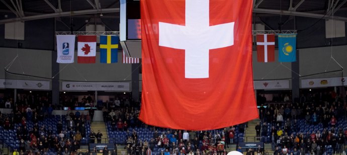 Po dlouhých jednadvaceti letech si hokejisté Švýcarska zahrají na mistrovství světa do 20 let semifinále