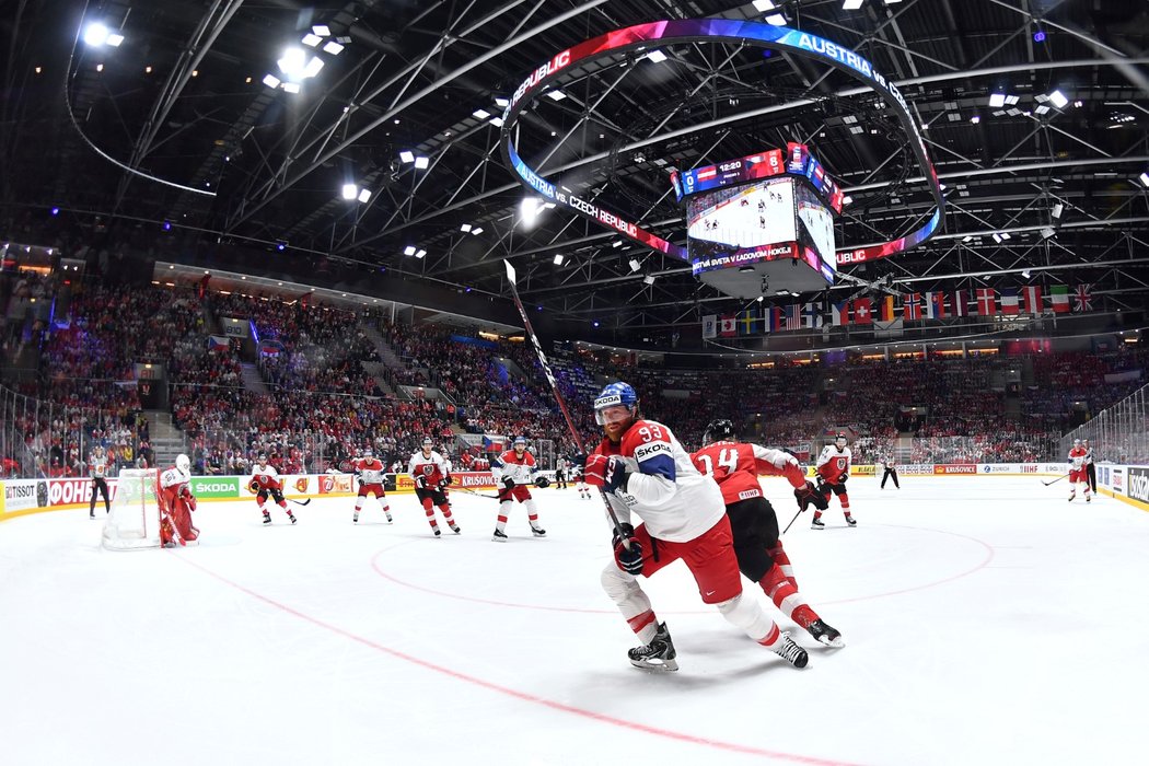 Jakub Voráček na světovém šampionátu září, v šesti zápasech ve skupině posbíral už 12 bodů (2+10)