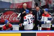 Hlavní trenér české reprezentace Miloš Říha musí být se startem světového šampionátu spokojený