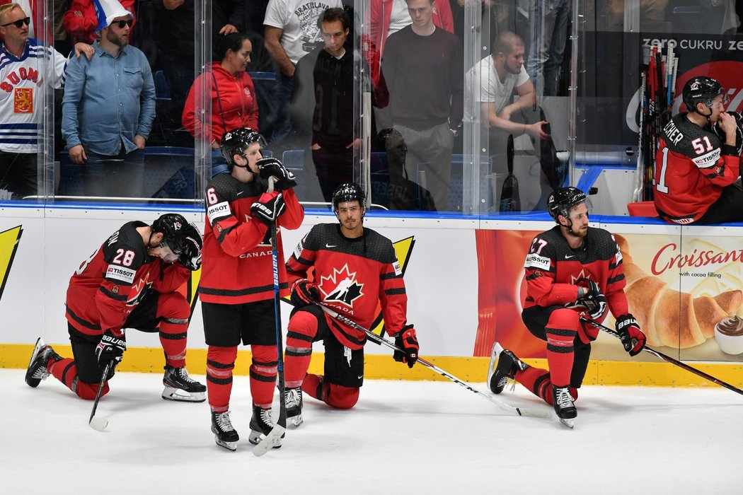 Kanadští hokejisté se ve finále museli sklonit před Finy, kteří měli v týmu jen dva hráče z NHL