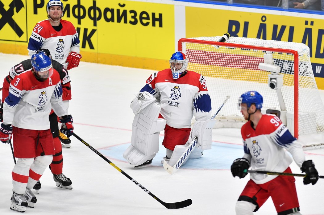 Čeští hokejisté se v semifinále museli sklonit před Kanadou, v neděli si zahrají o bronz proti Rusku