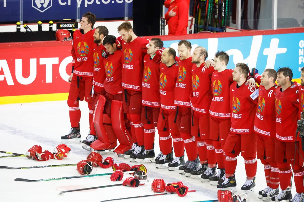 Bělorusové si po výhře nad Švédskem náležitě užili svou hymnu