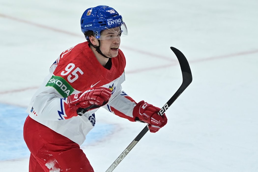 Matěj Blümel z extraligy zamířil do NHL