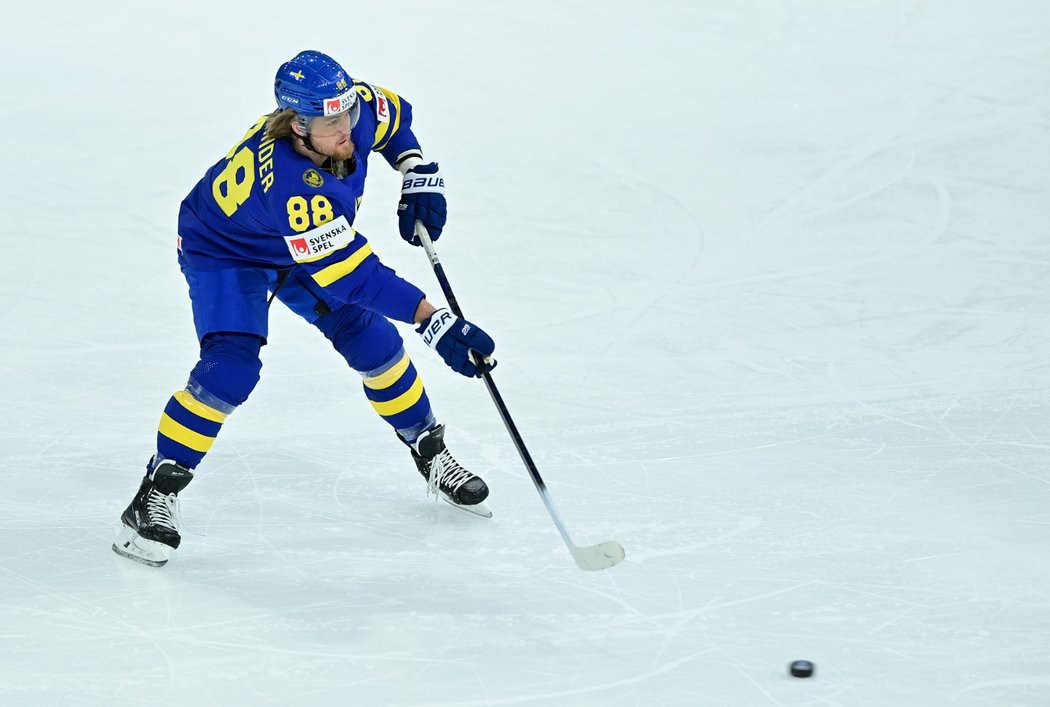 Posila z NHL William Nylander si v prvním utkání na MS připsal tři body (1+2)