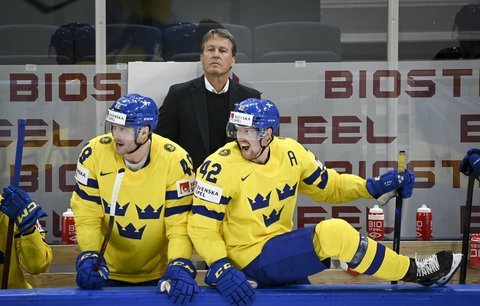 Švédský trenér Johan Garpenlöv je pod palbou kritiky, na Čechy vyrazí Tre Kronor jen s 15 hráči!