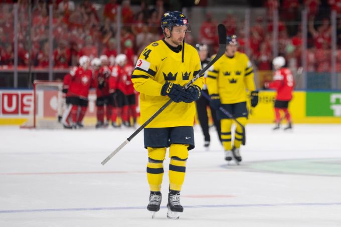 Ve Švédsku řeší krach na MS: špatné starty, divné nominace... Kouč Hallam? Neúspěšná volba Ve Švédsku řeší krach na MS: špatné starty, divné nominace... Kouč Hallam? Neúspěšná volba
