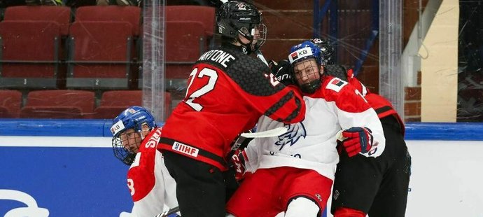 MS do 18 let: Kanada - Česko 6:0. Gól už po pěti sekundách, řádil Iginlův syn