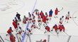 Čeští hokejisté na tréninku v Pekingu poslouchají pokyny Filipa Pešána