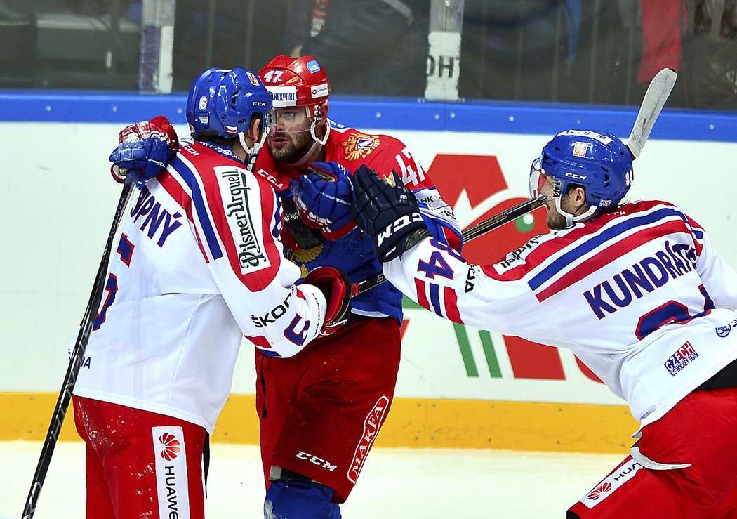 Alexandr Radulov (Rusko) - Známá firma, která po čtyřech sezonách opouští KHL a chystá se potřetí nakouknout do NHL.
