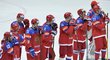 Zklamaní hokejisté Ruska po prohraném semifinále proti Finsku