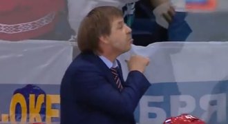 Rusové jdou do finále bez trenéra! Za "zaříznutí" Švéda nesmí na lavičku