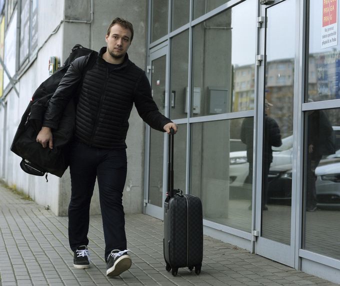 Kovář v Islanders šanci nedostane. Když ho nevezme jiný klub, vyplatí ho Kovář v Islanders šanci nedostane. Když ho nevezme jiný klub, vyplatí ho