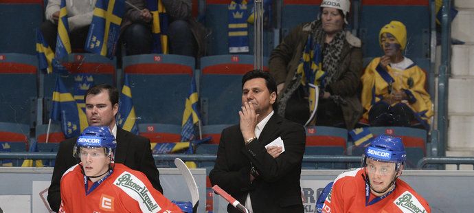 Trenér Vladimír Růžička nezařadil do výběru žádné hráče z KHL.