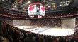Kanadská hymna před prvním finále Světového poháru proti Týmu Evropy