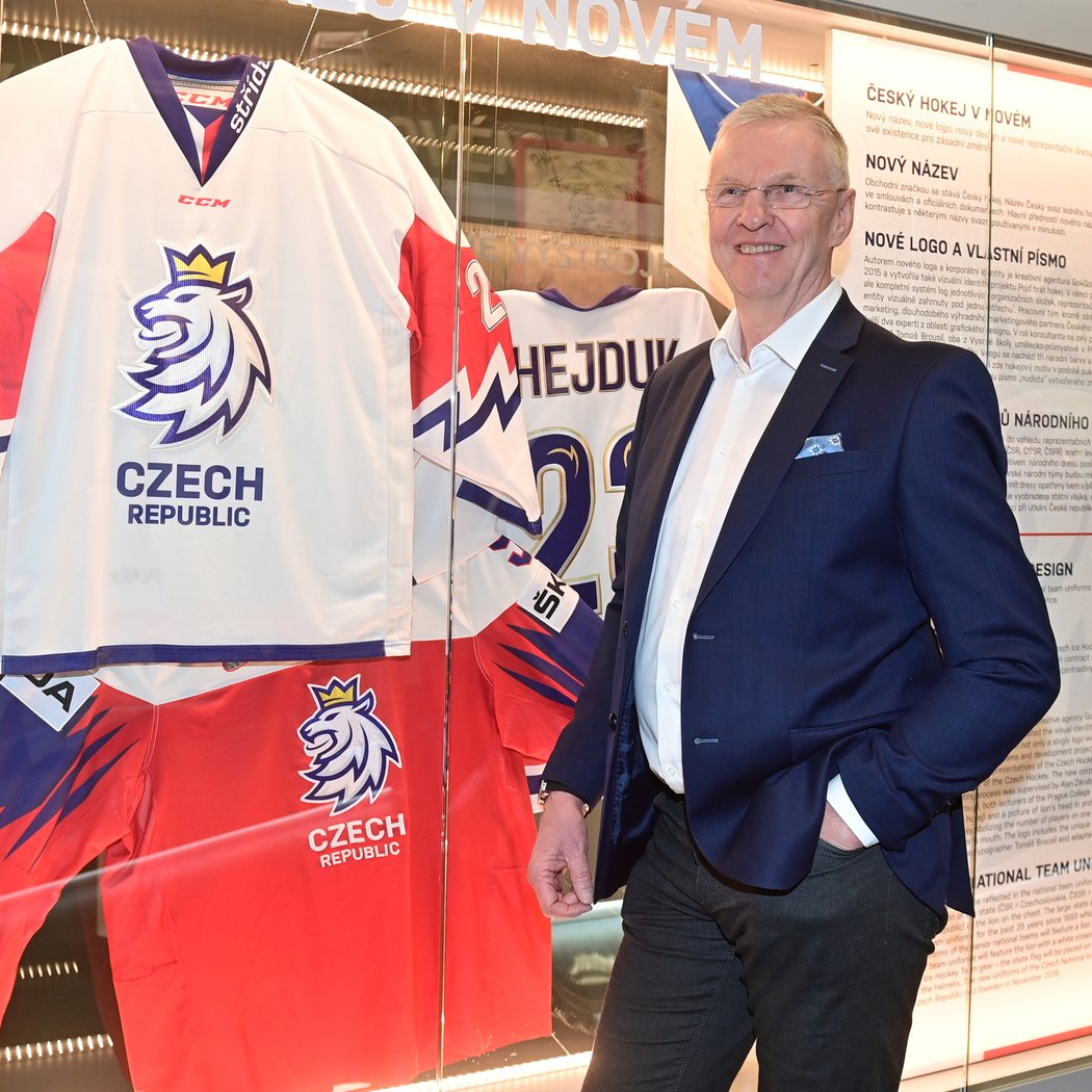 Finský kouč Kari Jalonen při jmenování do funkce trenéra české hokejové reprezentace