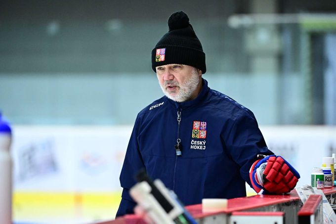 MS v hokeji ONLINE: Češi mají rozbruslení před Norskem, na ledě je i Kovařčík s Pavlátem MS v hokeji ONLINE: Češi mají rozbruslení před Norskem, na ledě je i Kovařčík s Pavlátem