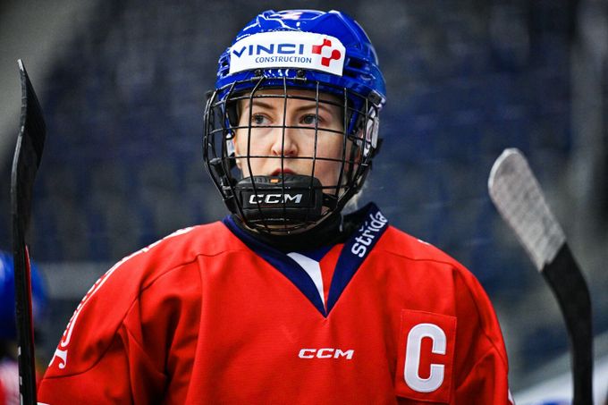 Hokejistky se chystají na ZOH, kapitánka řeší zranění. Změna proti Pekingu? Sebevědomí Hokejistky se chystají na ZOH, kapitánka řeší zranění. Změna proti Pekingu? Sebevědomí