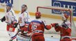 Gólman Jakub Kovář neměl nárok, hokejisté Ruska mu právě vstřelili jednu ze šesti branek