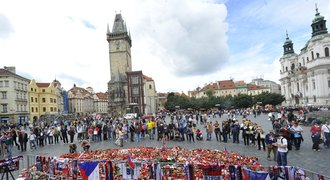 Pieta za tragicky zemřelé hokejisty už dnes na Staroměstském náměstí