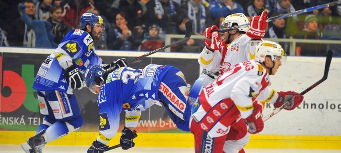 Hokejisté Slavie zvítězili na ledě Komety Brno