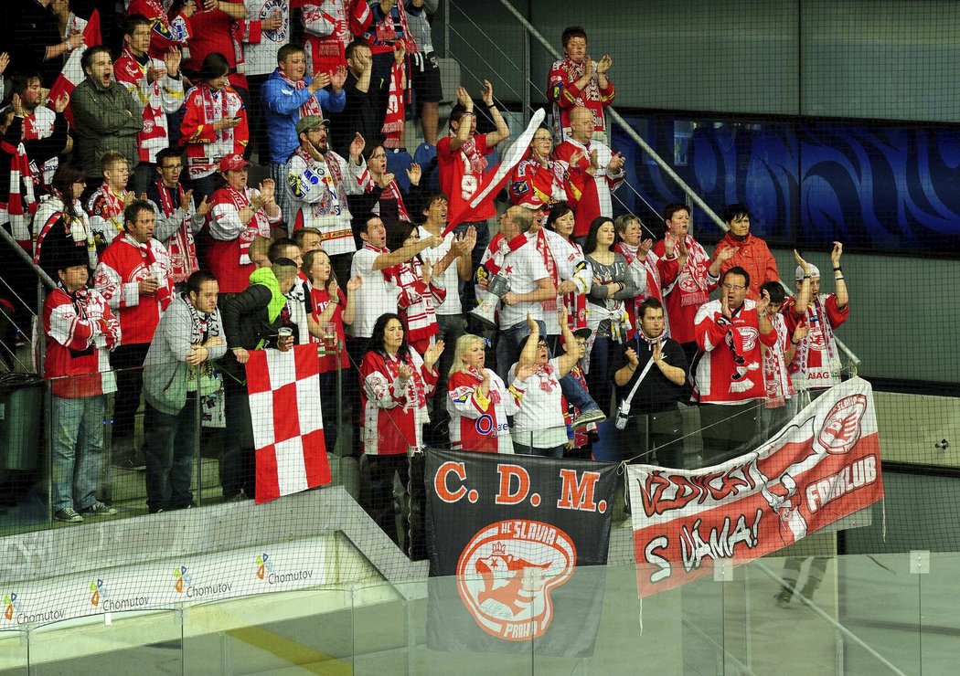 Fanoušci Slavie přijeli svůj tým podpořit.