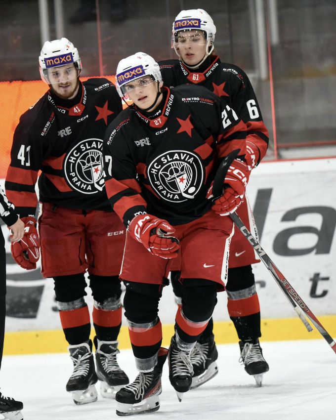 Slavia má nového majitele: Cílem je vytvořit pevné zázemí, řekl. Zaútočí na extraligu? Slavia má nového majitele: Cílem je vytvořit pevné zázemí, řekl. Zaútočí na extraligu?