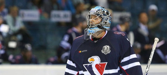 Marek Mazanec zaujal po překvapivém odchodu ze zámoří pozici prvního gólmana ve Slovanu Bratislava v Kontinentální lize.