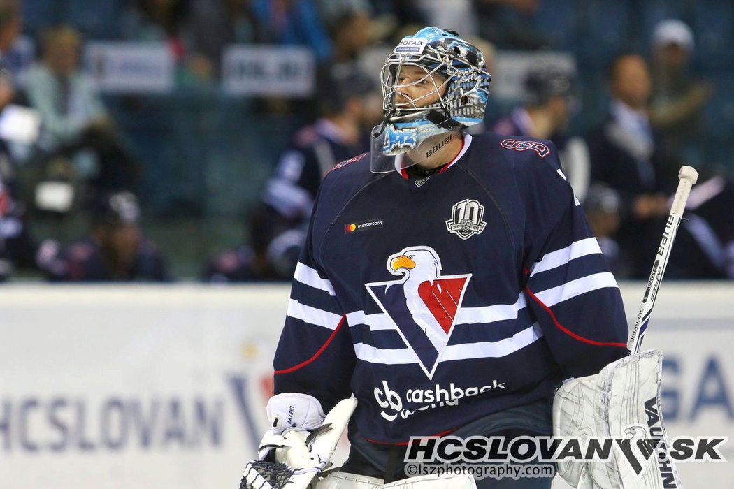 Marek Mazanec zaujal po překvapivém odchodu ze zámoří pozici prvního gólmana ve Slovanu Bratislava v Kontinentální lize.