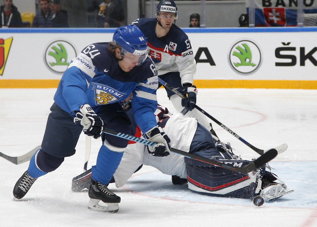 Mikael Granlund na slovenského brankáře Júlia Hudáčka nevyzrál, Finsko i tak bez problémů zvítězilo