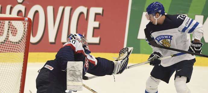 Slovenští hokejisté si prohrou s Finskem výrazně zkomplikovali cestu do čtvrtfinále