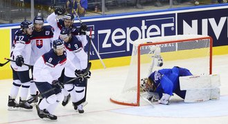 MS v hokeji - 9. den: Slovensko skolilo Italy, Rusové vyhráli i popáté