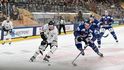 Pavel Kousal ze Sparty na Spengler Cupu v utkání proti Collegiate Selects