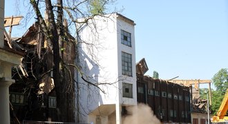 Stadion v demolici, historie Štvanice je v troskách