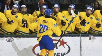 Kanada i USA na MS do 18 let končí. Ve finále se utká Finsko se Švédskem