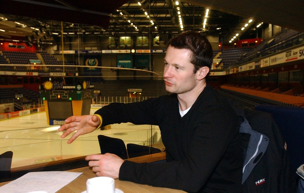 Radek Hamr během rozhovoru pro deník Sport, když působil ve švédském Färjestadu