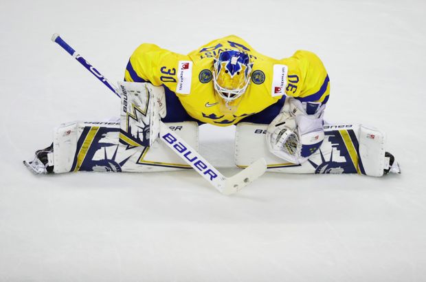 Švédský gólman Henrik Lundqvist Švédský gólman Henrik Lundqvist