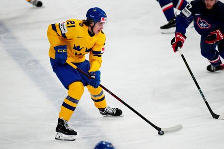 Švédský talent Leo Carlsson na MS v hokeji 2023