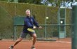 GM národního týmu Petr Nedvěd válí i na tenisovém kurtu
