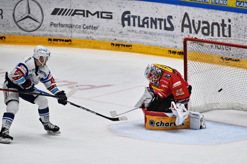 Jakub Flek překonává Romana Willa