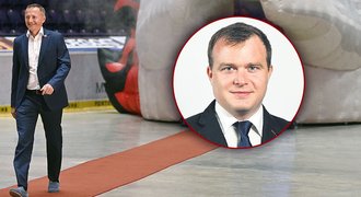Šéf extraligy Loukota o rozhodčích i Dědkovi: Pardubice stáhnou žaloby