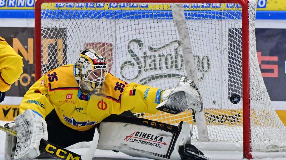 Budějovický brankář Niclas Westerholm zapsal na ledě Komety 42 zákroků