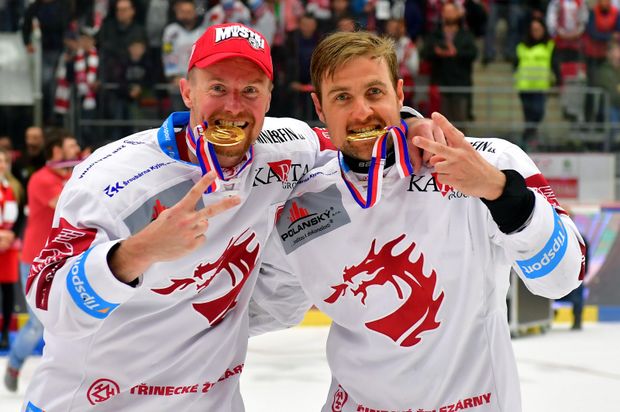 Martin Adamský a Jiří Polanský patří k sobě, v Třinci se stali nepostradatelnými lídry Martin Adamský a Jiří Polanský patří k sobě, v Třinci se stali nepostradatelnými lídry