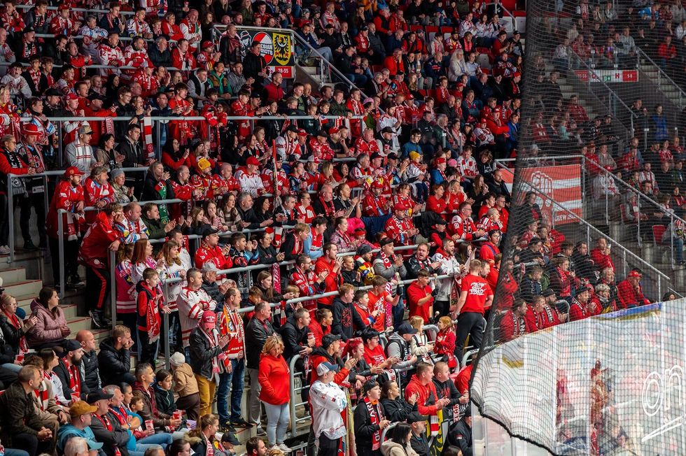 Kluby se vyjádřily k výzvě Třince ohledně rozpisu utkání. Bude extraliga k obědu? Kluby se vyjádřily k výzvě Třince ohledně rozpisu utkání. Bude extraliga k obědu?