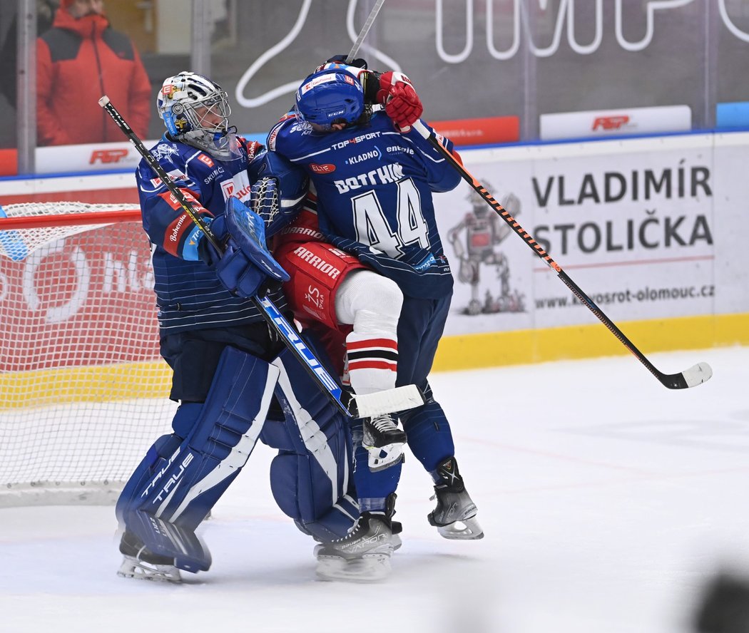 Urostlý Jake Dotchin se v utkání Kladna s Olomoucí dostal do konfliktu s Janem Bambulou